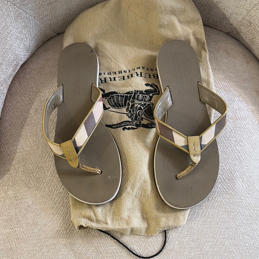 Burberry Check Flip Flops